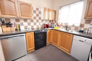 Kitchen- click for photo gallery
